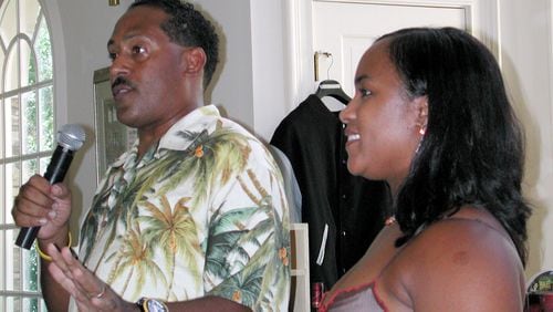 050802 Tanya and Frank Ski during their foundation wine tasting/auction at their home. (PHOTO SONIA MURRAY/STAFF)