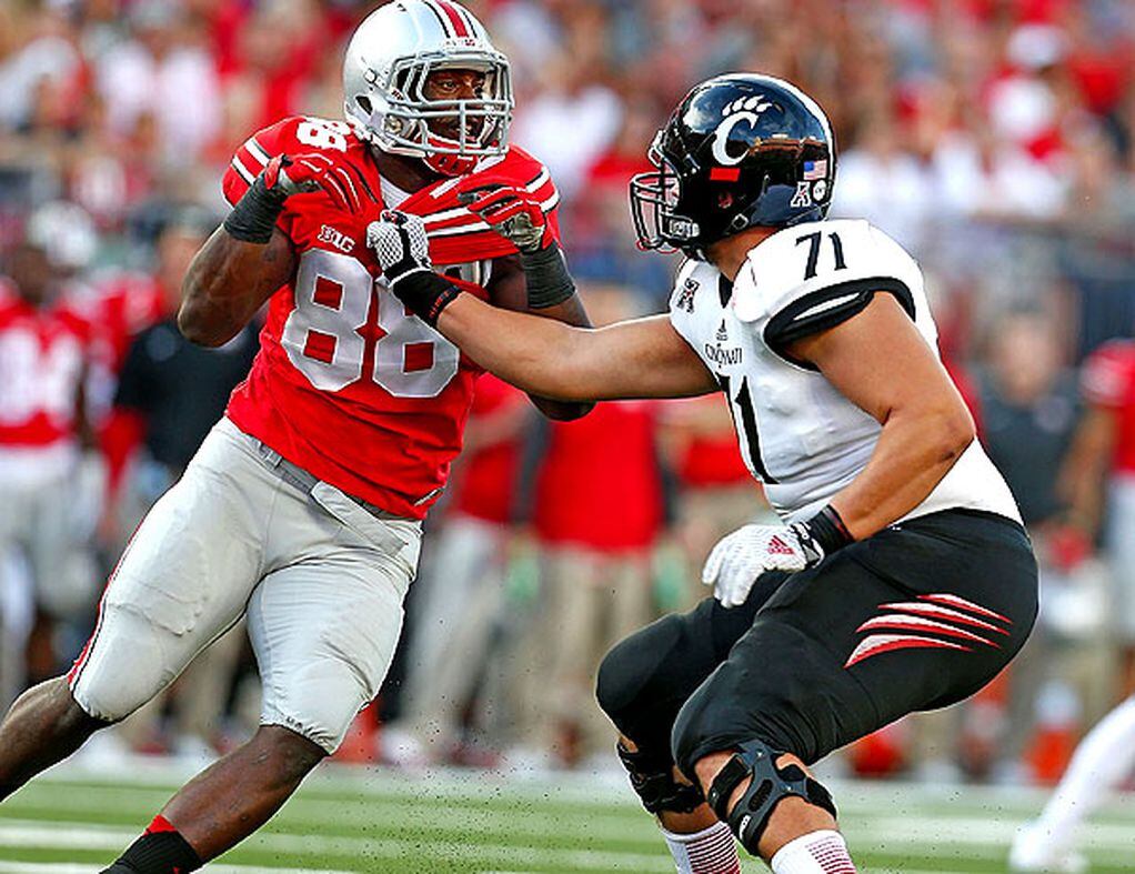 Joey Mbu Signs Free Agent Deal with Atlanta Falcons - University of Houston  Athletics