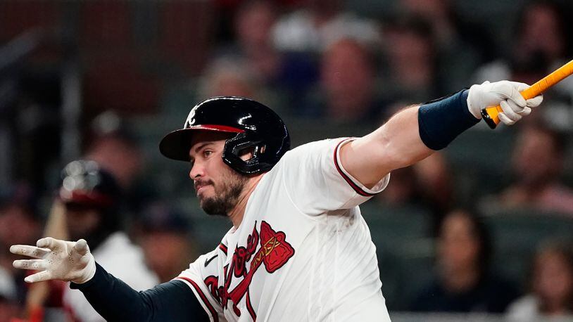 How will the Braves address the absence of Travis d'Arnaud? 
