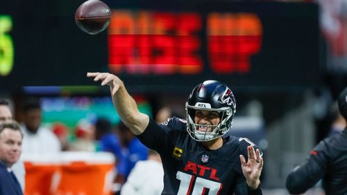 Atlanta Falcons quarterback Kirk Cousins (18) passes the ball during the second half against the Kansas City Chiefs on Sunday, Sept. 22, 2024, at Mercedes-Benz Stadium in Atlanta. 
(Miguel Martinez/ AJC)