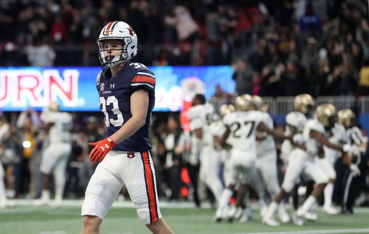 Photos: Auburn and UCF square off in Chick-fil-A Peach Bowl